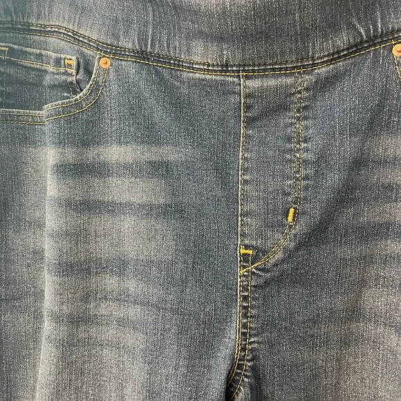 Womens Levi's Blue Boot Cut Jeans Classic Style - Picture 3 of 8